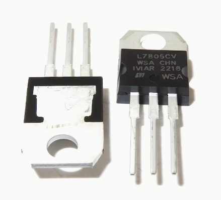 Transistores reguladores 7805/7806/7808/7809/7810/7812/7815/78 LLM3 LM17