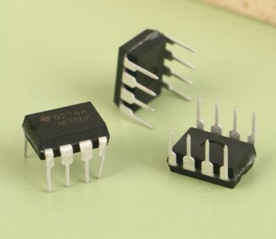 Circuitos Integrados series: NE555, LM324, LM393, UA741, ULN2803, LM358, LM386, NE5532, ULN2003, PC817